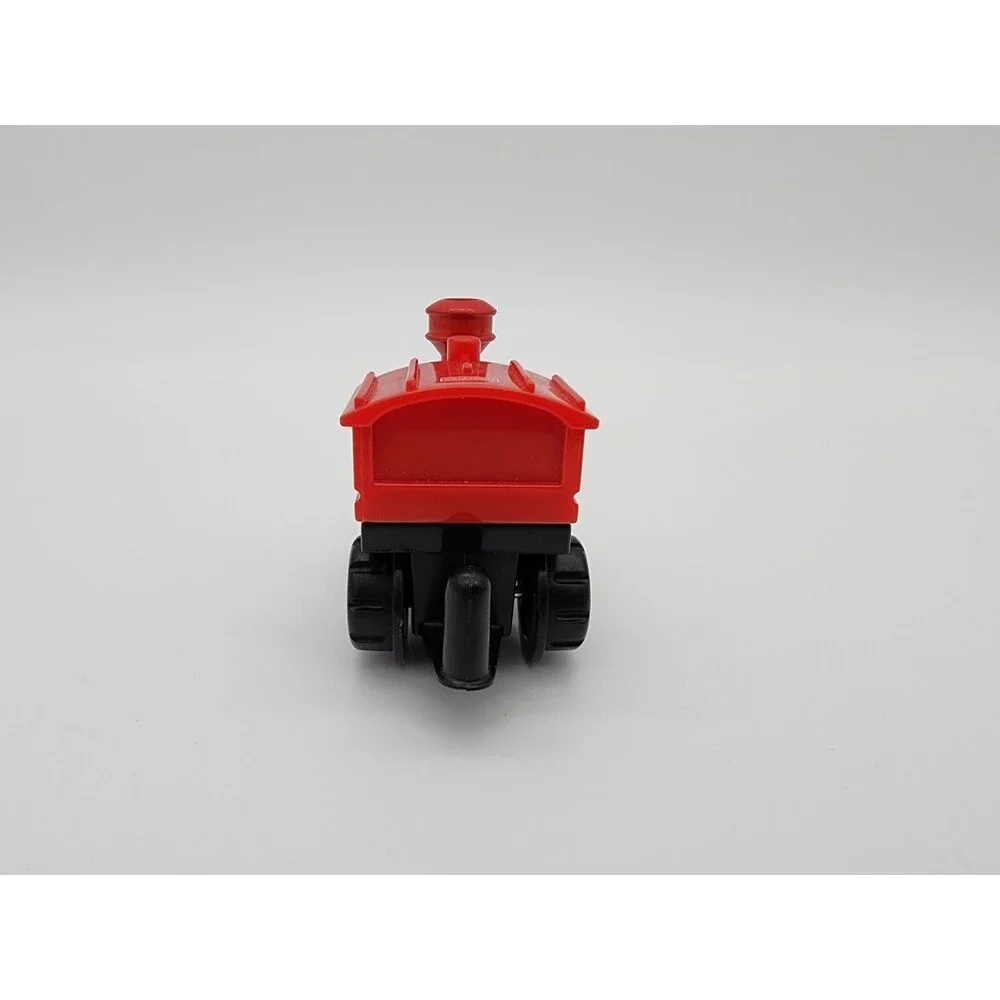 Fisher Price GeoTrax Red Black Steam Train Push Engine With Cargo Cars 3pc Set